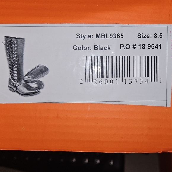 Milwaukee Leather Women's Lace-Up Motorcycle Boots - Picture 12 of 13